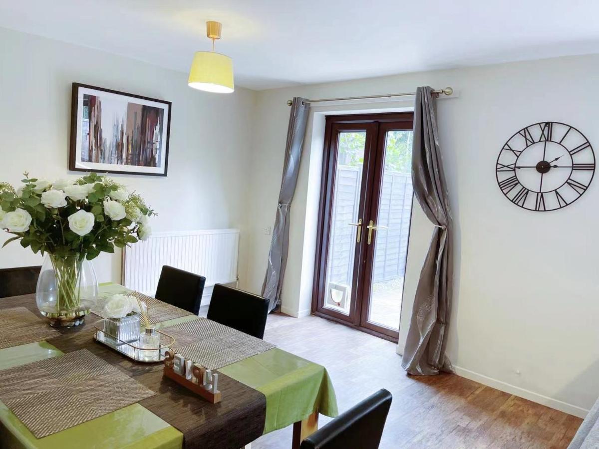 Appartamento Oxford City Centre House With Parking Esterno foto